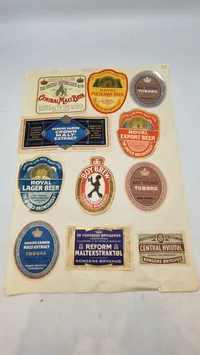 Samling øl etiketter
