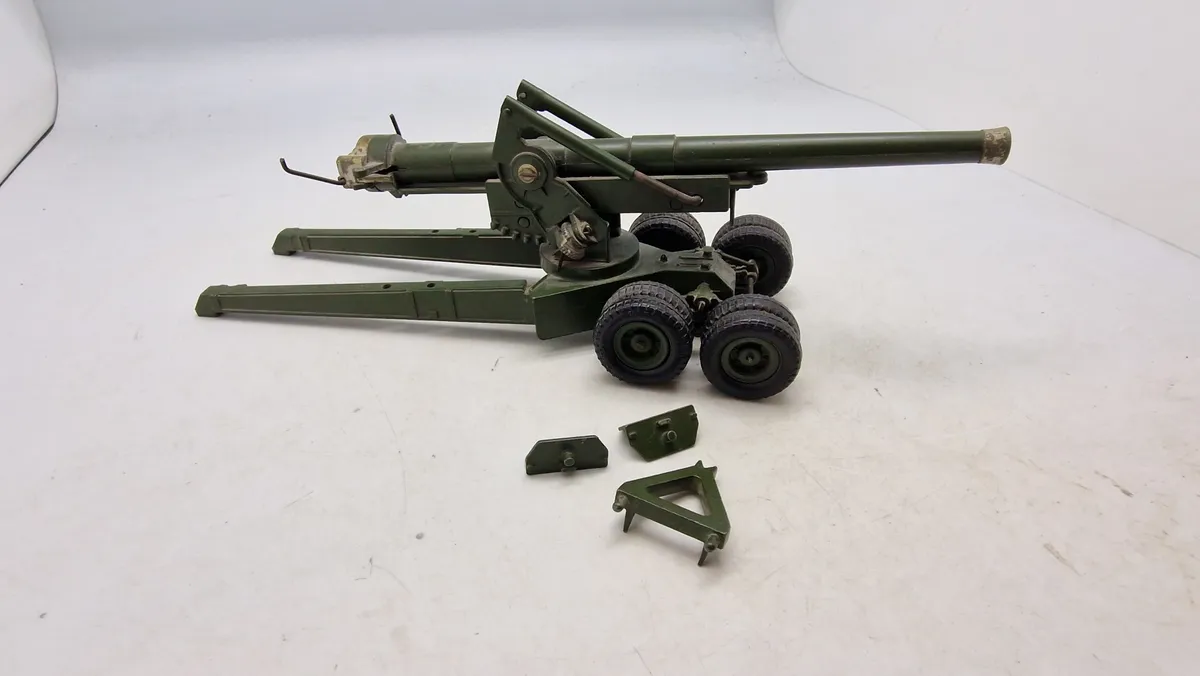 Legetøjskanon forstillende 155 mm “Long Tom”