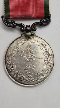 Turkish Crimea Medal 1855 af sølv, navngiven, til Englænder: SERGT JAS VALLANCE 10TH  HUSSARS original
