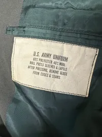 Original Amerikansk MP uniform fra Berliner brigaden, har også været i Vietnam