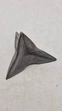 Nedkastet SOE WW2 caltrop (til punktering af dæk)