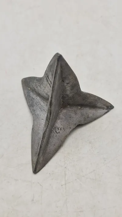 Nedkastet SOE WW2 caltrop (til punktering af dæk)