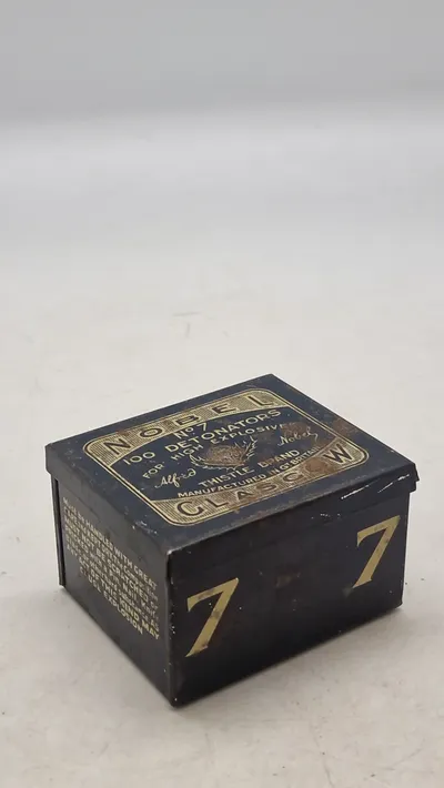 SOE Nedkastet metaldåse til "Nobel" sprængdetonatorer, fremstillet i Glasgow, Storbritannien