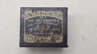 SOE Nedkastet metaldåse til "Nobel" sprængdetonatorer, fremstillet i Glasgow, Storbritannien