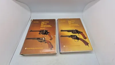 Gescichte und technik der europäischen militärrevolver - bind 1 & 2