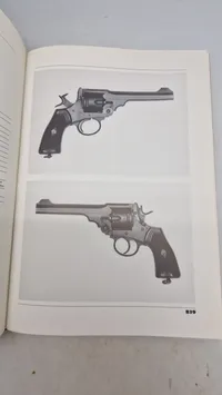 Gescichte und technik der europäischen militärrevolver - bind 1 & 2