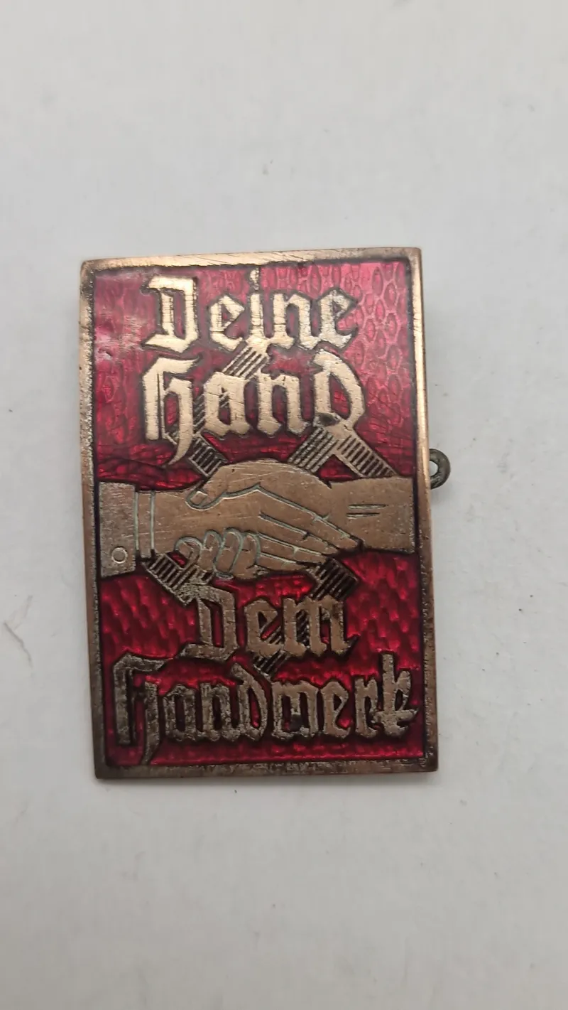 "Deine Hand Dem Handwerk“ tinnie med hagekors WW2 . Original