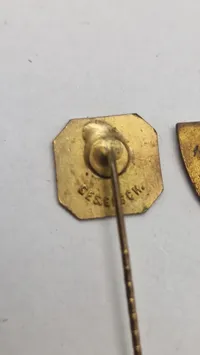 Küffhauser pins WW2. Originale