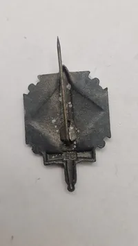 NSKOV (Nationalsozialistische Kriegsopferversorgung) tinnie. Original