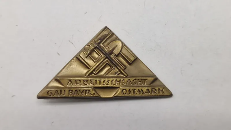 Arbeitsschlacht Gau Bayerische Ostmark" tinnie. Original
