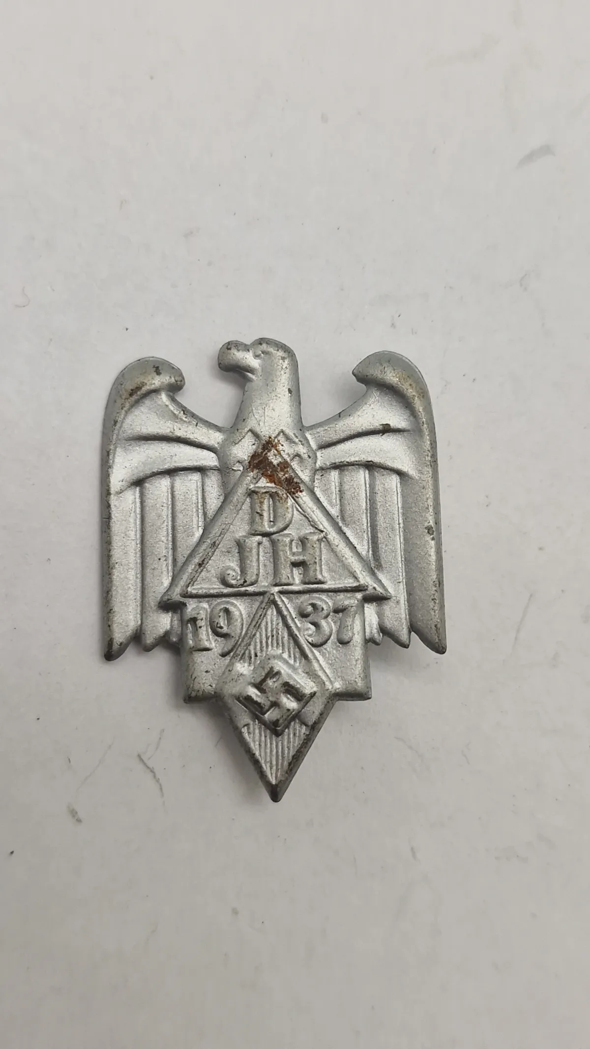 Deutsches Jugendherbergswerk pin. Original