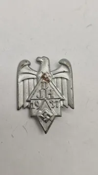 Deutsches Jugendherbergswerk pin. Original