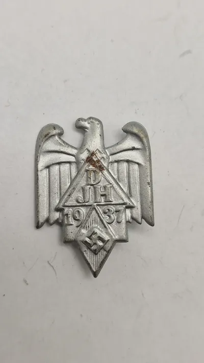 Deutsches Jugendherbergswerk pin. Original
