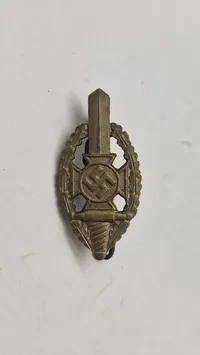 Medlemsmærke for Nationalsozialistische Kriegsopferversorgung (NSKOV). Original