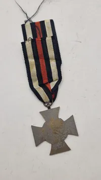 Ehrenkreuz des Weltkrieges 1914/1918). Originalt