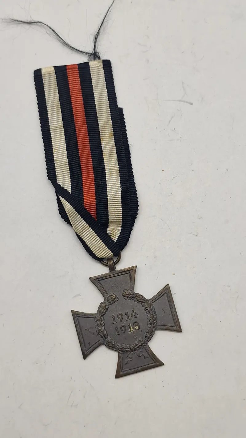 Ehrenkreuz des Weltkrieges 1914/1918). Originalt