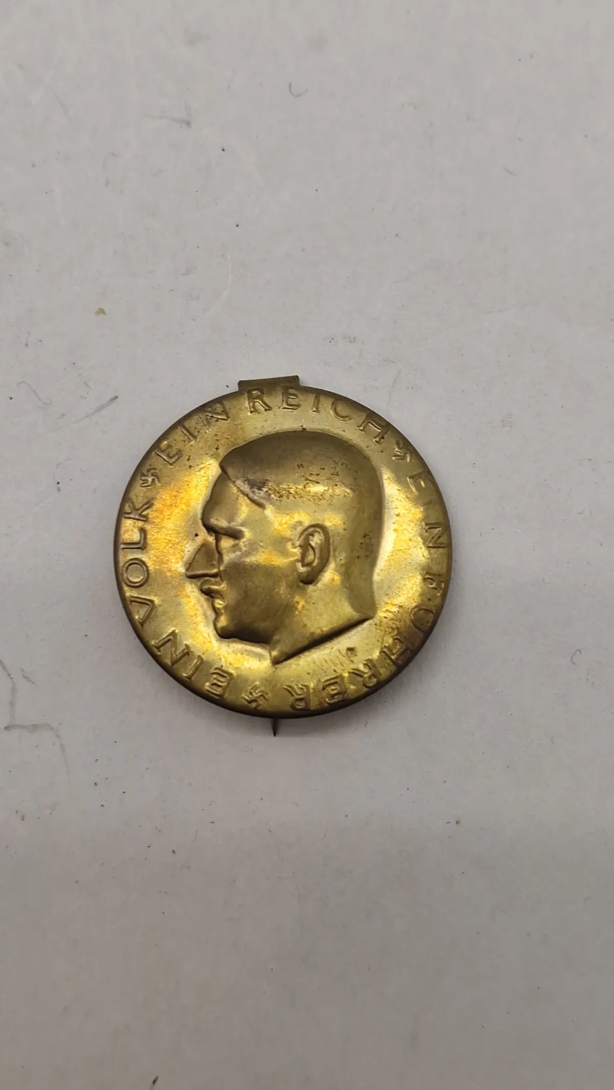 PROPAGANDA PIN "EIN VOLK, EIN REICH, EIN FÜHRER". Original