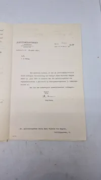 Dokumenter tildelt Fritz Carl Vilhelm von Magius (1903–1969), med underskrifter af Kong Christian X og Frederik IX