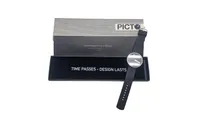 Armbåndsur designet hos “Picto”