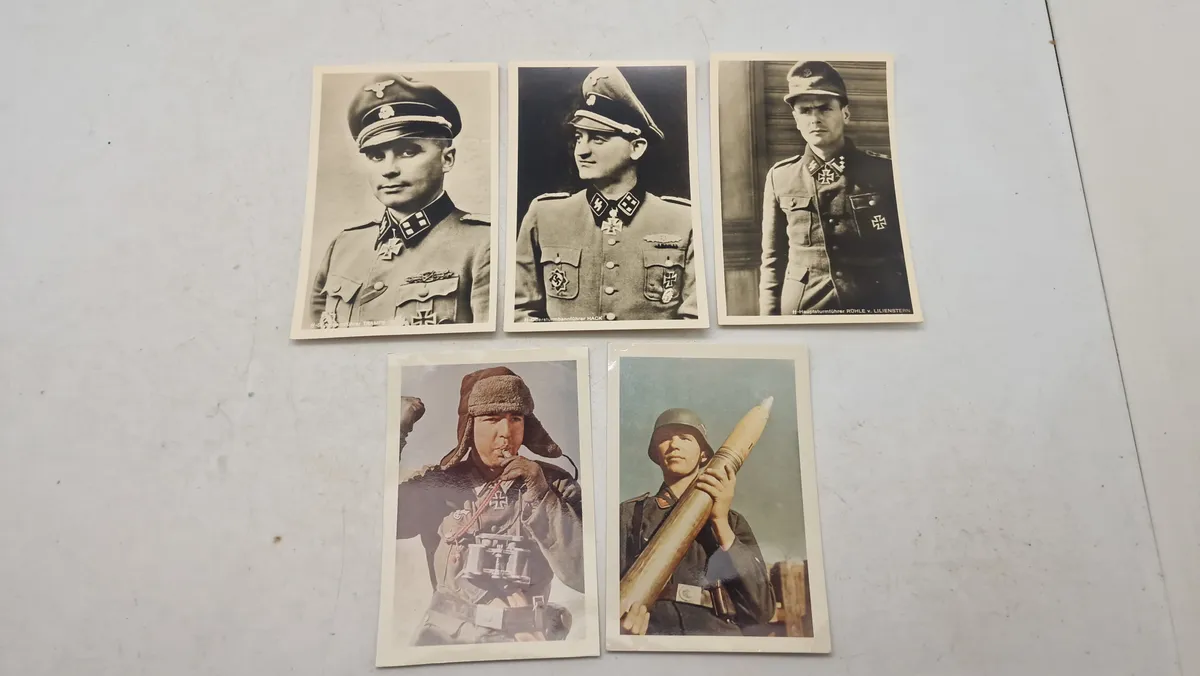 Samling postkort med ritterkreuzträgere. Originale?