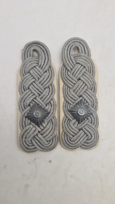 Tyske Officers skulderstropper infanteri Oberstleutnant WW2, originale