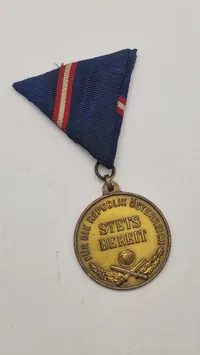 Østrisk militærtjenestemedalje i bronze, også kendt som Wehrdienstmedaille. Original