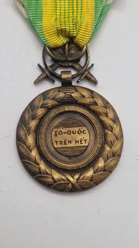 sydvietnamesisk Military Merit Medal (Hương chương Quân công). Original