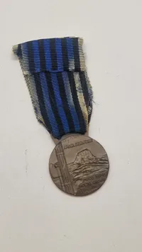 Italiensk erindringsmedalje for militære operationer i Østafrika. Original