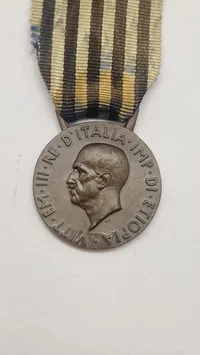 Italiensk erindringsmedalje for militære operationer i Østafrika. Original