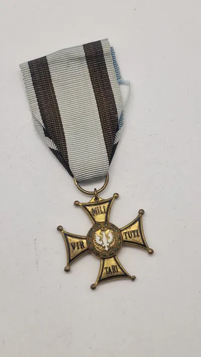 Polsk Virtuti Militari kors. Original