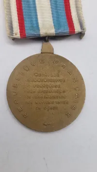Fransk "Médaille commémorative des opérations de l'ONU en Corée" (Minde-medalje for De Forenede Nationers operationer i Korea). Original