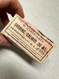 Original tom æske fra nedkastet WW2 US karabin ammunition, god til display