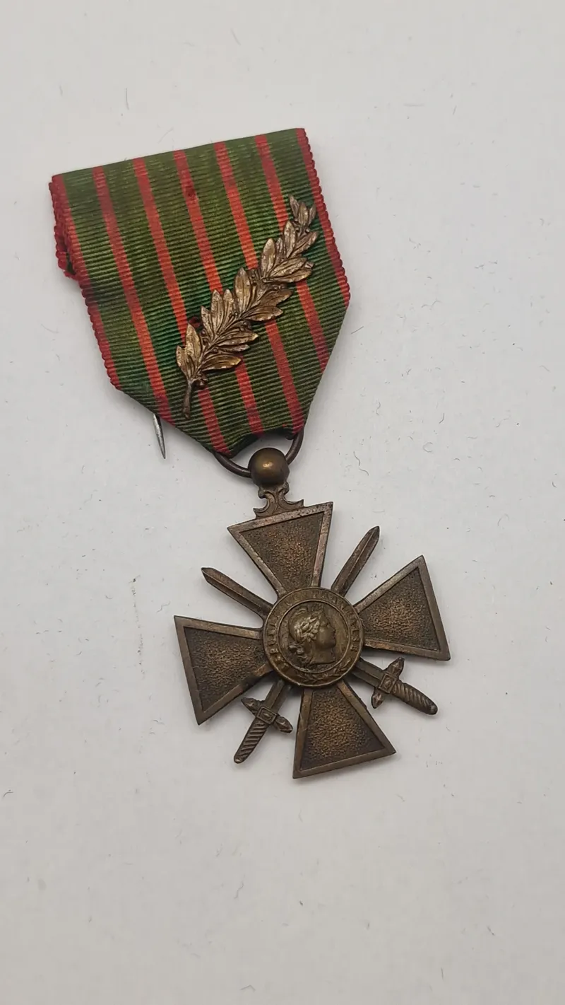 Fransk Croix de guerre (Krigskors) medalje fra 1. verdenskrig. Original