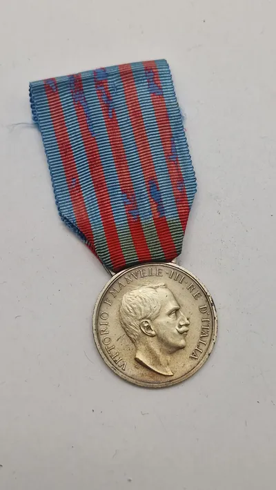 erindringsmedalje for den italiensk-tyrkiske krig 1911-1912, også kendt som Vittorio Emanuele III-medaljen. Original