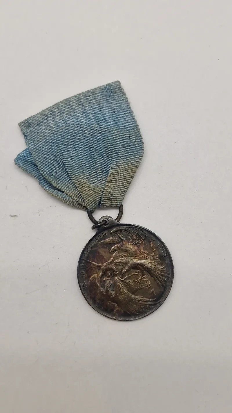 Tysk mindemedalje fra 1913, der forestiller Völkerschlachtdenkmal (Monumentet for folkeslaget ved Leipzig). Original