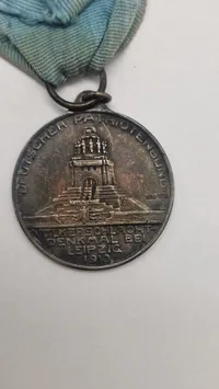 Tysk mindemedalje fra 1913, der forestiller Völkerschlachtdenkmal (Monumentet for folkeslaget ved Leipzig). Original