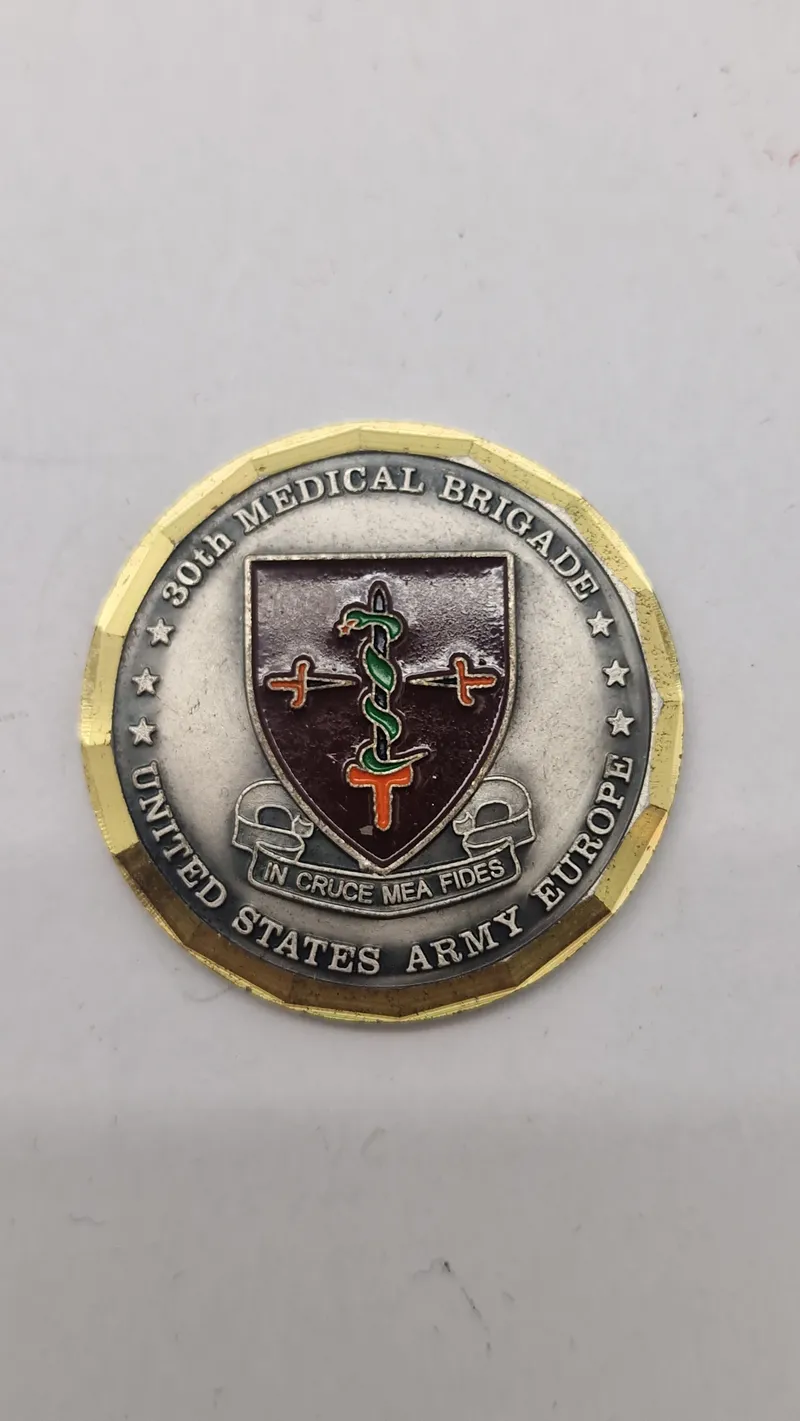 Challenge Coin fra 30th Medical Brigade i United States Army Europe