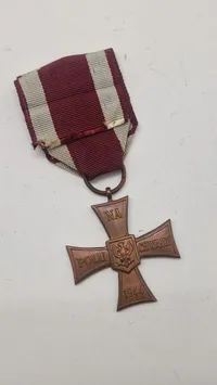Polsk  "Krzyż Walecznych" (Tapperhedskorset). ww2. Original