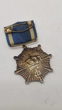Reginaer og medalje fra garderforeningen. Originale