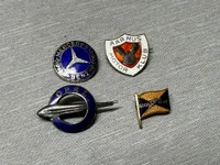 Original bil pins bla. Mercedes mærke fra 40 erne