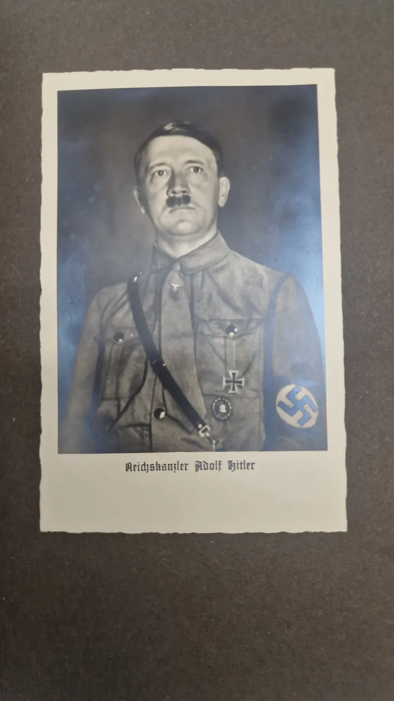 Dansk fotoalbum fra rejse i Tyskland og Italien , Hitler og Musselini. Original
