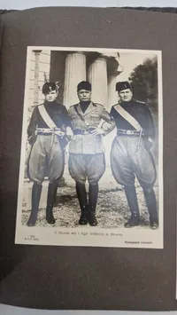 Dansk fotoalbum fra rejse i Tyskland og Italien , Hitler og Musselini. Original