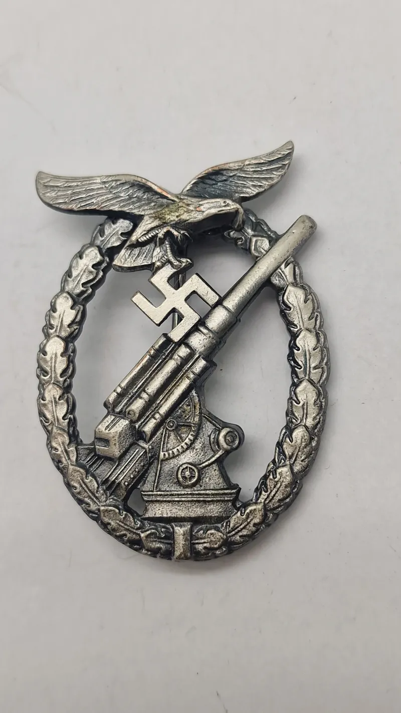 Luftwaffe flakkampf abzeichen. Efterkrigs