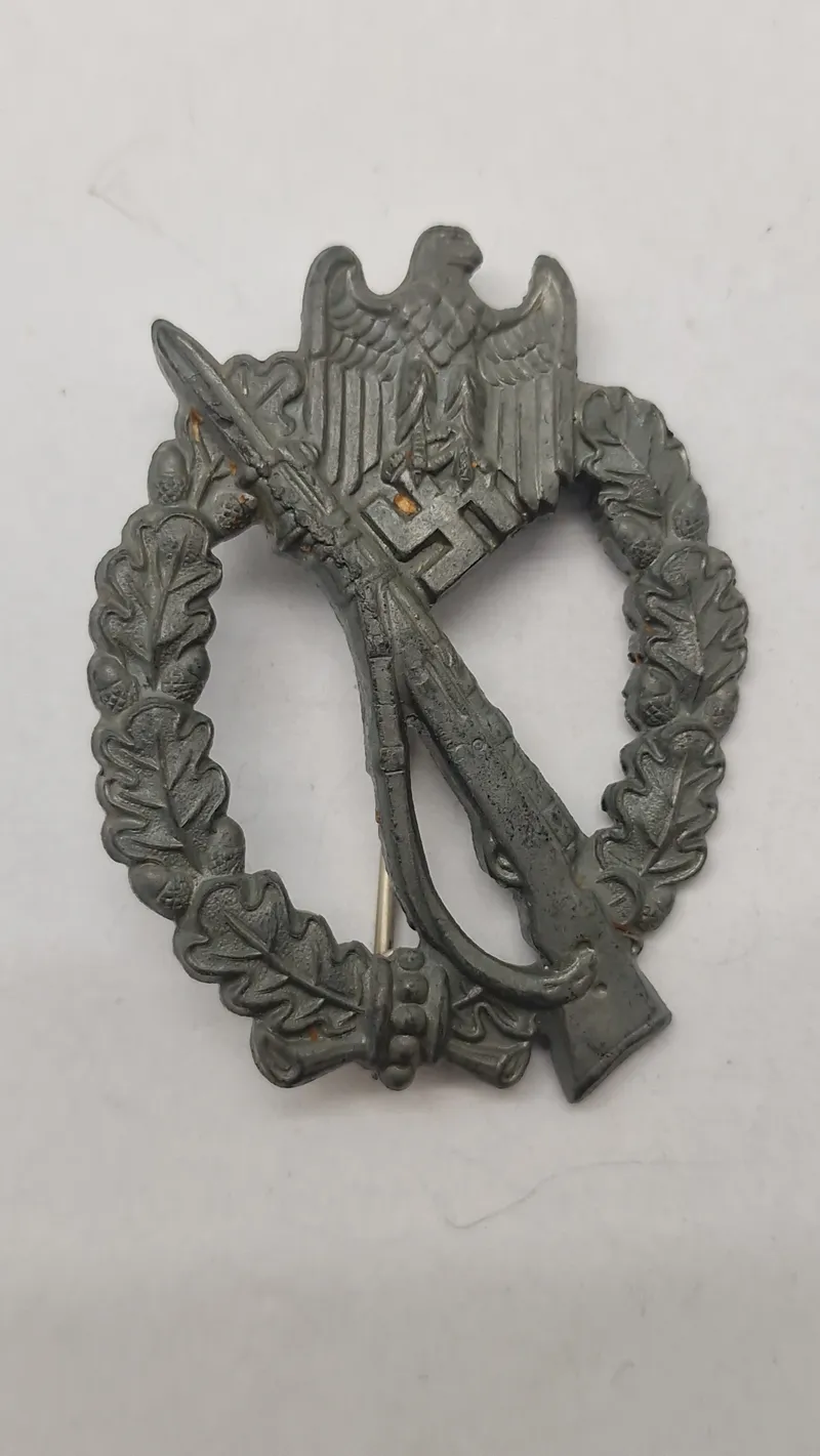 Infanterie sturmabzeichen. Souval (lige efter krigen)