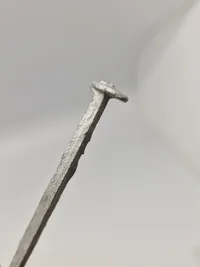 Søm med hagekors
