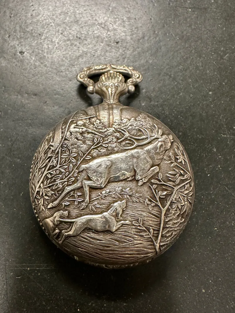 Lommeur med jagtmotiver