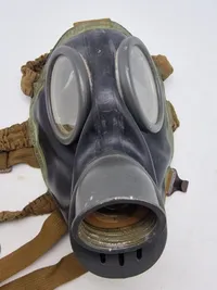 Original dansk ww2 gasmaske, blød i gummi