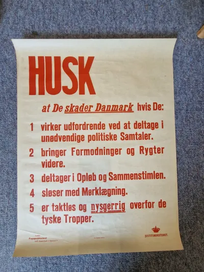 Original dansk ww2 plakat ophængt i større danske byer