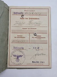 Originalt wehrpas og führerschein