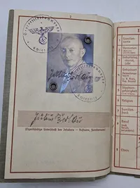 Originalt wehrpas og führerschein
